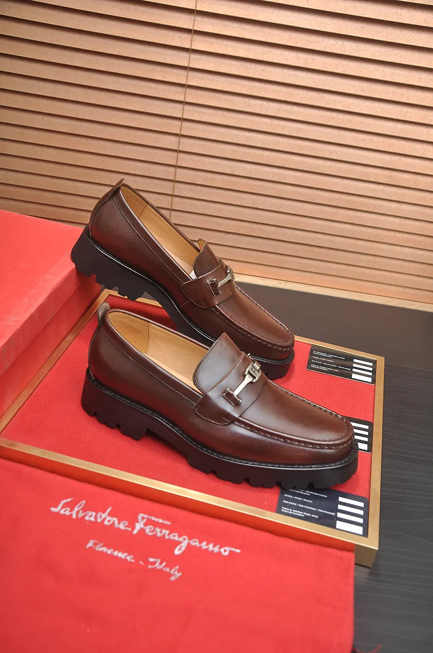 Men's shoes 💰500💶[Ferragamo/Ferragamo] The latest model in the counter. Original imported high-quality cowhide with open edges + imported 🐂 water-dyed cowhide lining + original luxury metal buckle + original combined outsole. Comparison without pressure 38--45 (45 is custom-made and cannot be returned or exchanged)